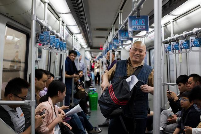 百度胖 老师吧上海市公安局轨道交通分局石宇玉老师求救 微信抖音快手百度贴吧百科图片视频知道搜索上海胖  ...